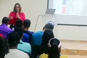 Cátedra de Humanidades del IEESL organiza charla sobre transparencia y rendición de cuentas 