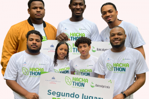 Loyola obtiene segundo y tercer lugar en Hackathon Agro-Tecnológico 2024